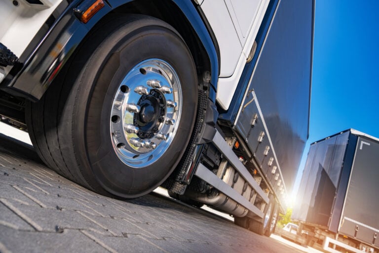 What Should I Do If I’m Hit by an Amazon Delivery Truck in Las Vegas?