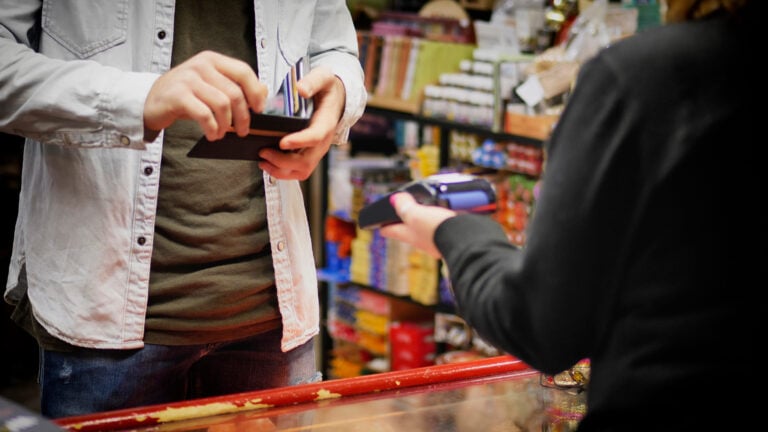 Nevada Dram Shop Laws: Alcohol Awareness Month